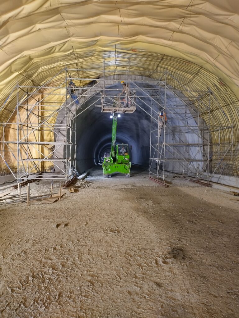 Obra Túnel del Toyo